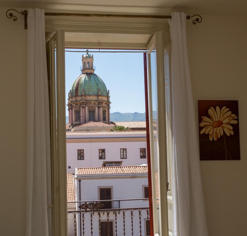 Massimissimo Apartment Palermo Luaran gambar